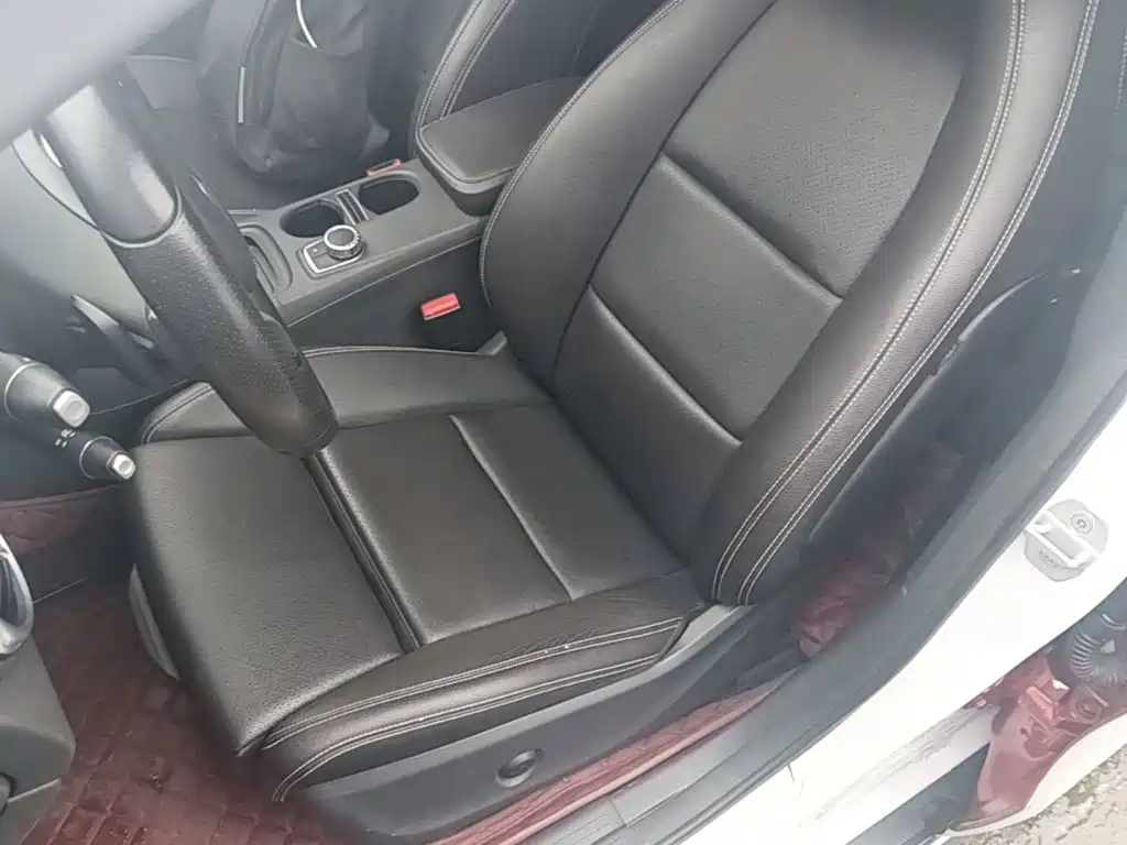 Mercedes-Benz GLA 2018 — фото 15