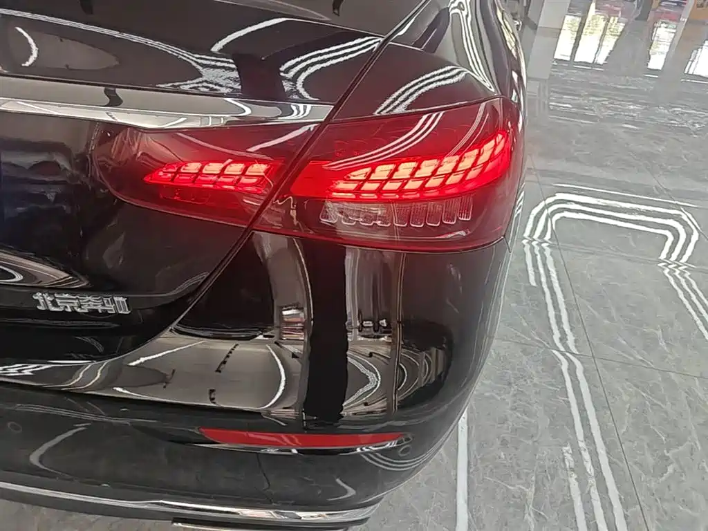 Mercedes-Benz E-Class 2023 — фото 8