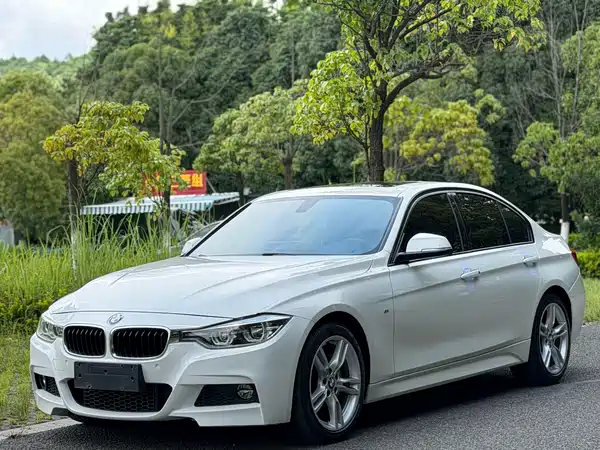BMW 3 Series 2019