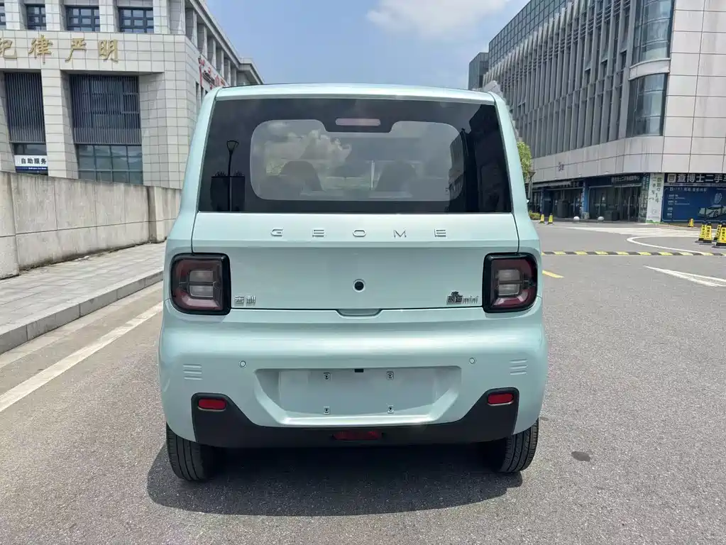 Geely Galaxy Panda 2023 — фото 17