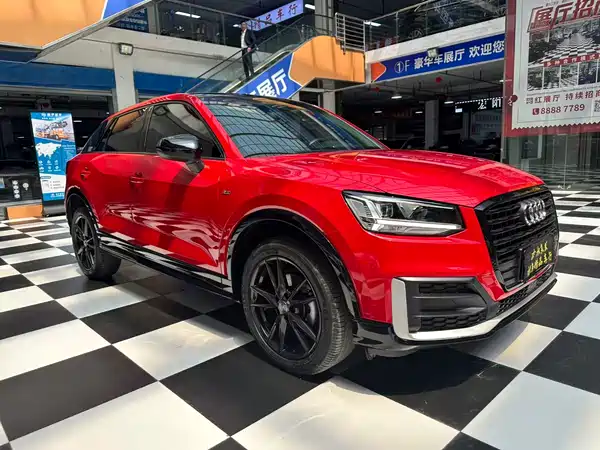 Audi Q2L 2020