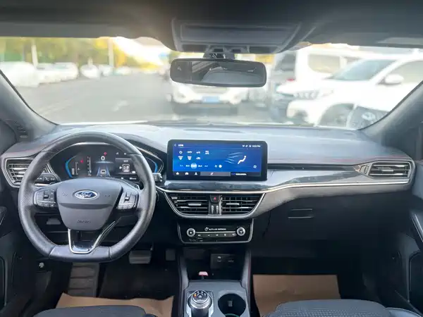 Ford Focus 2021