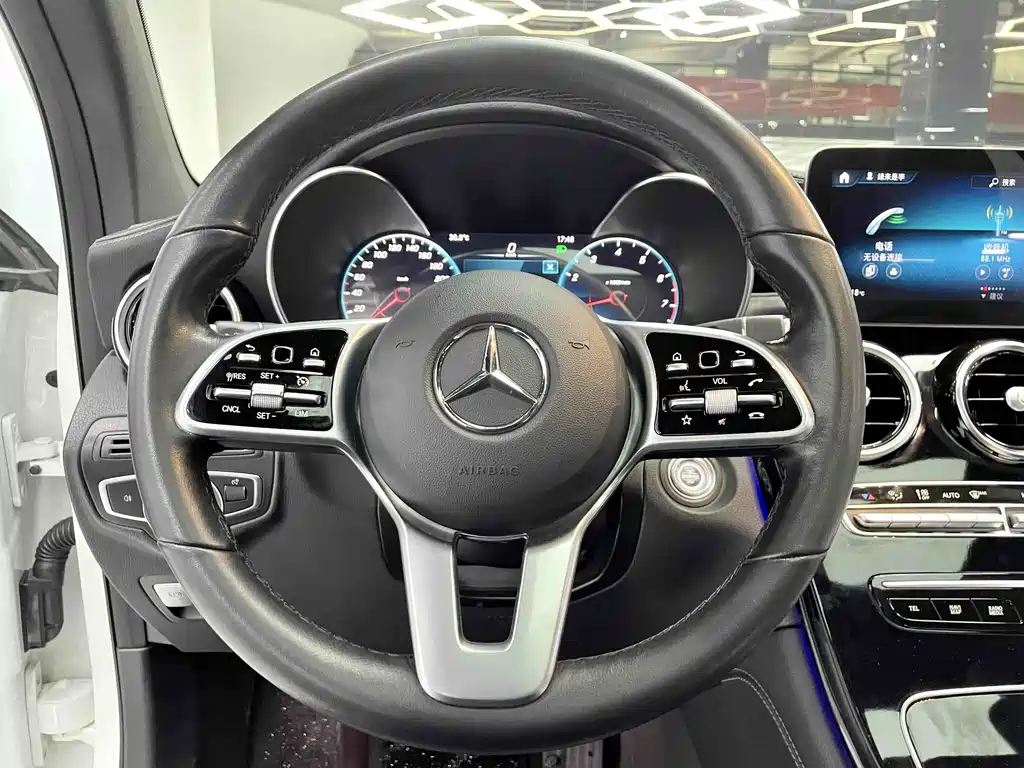 Mercedes-Benz GLC Coupe 2022 — фото 10