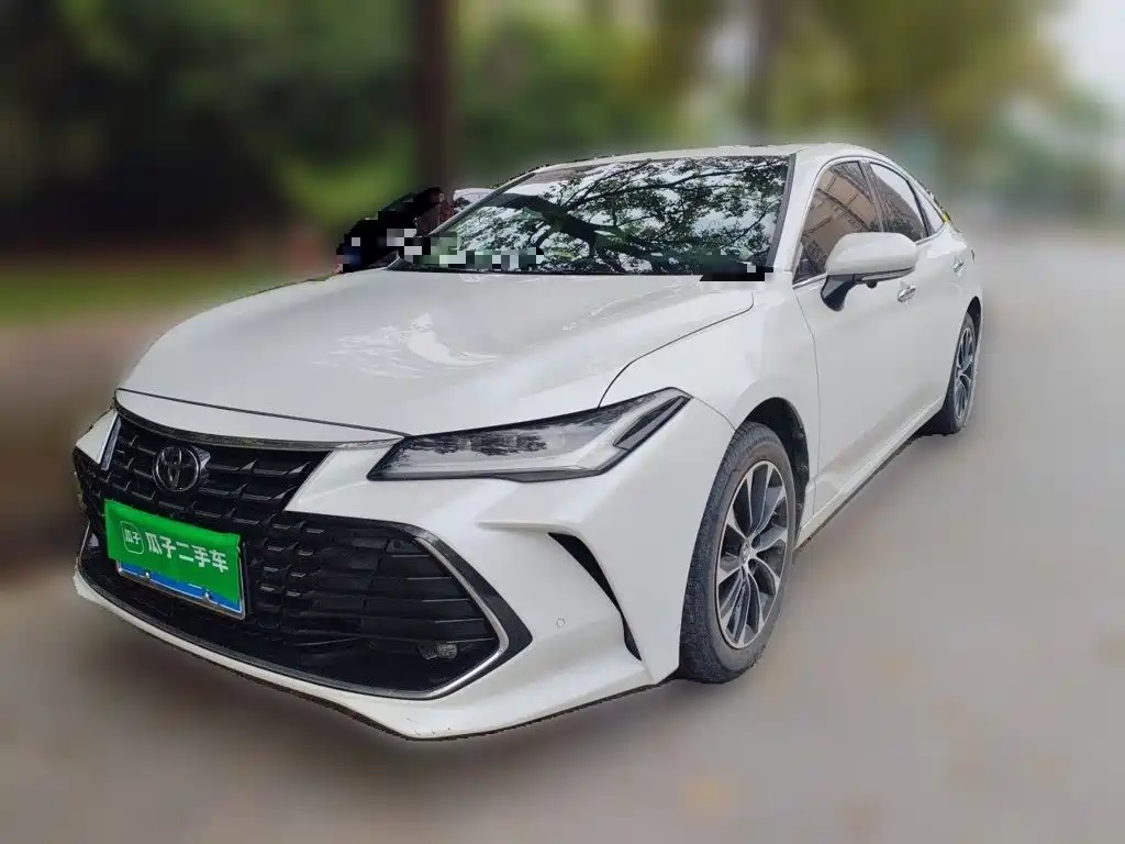 Toyota Avalon 2023 — фото 1