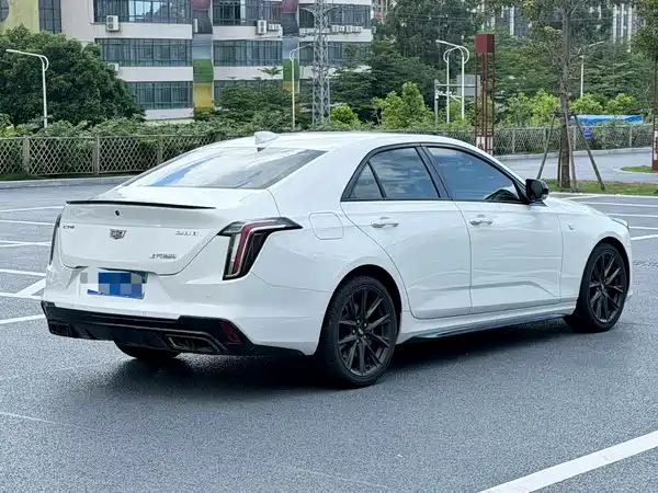 Cadillac CT4 2020