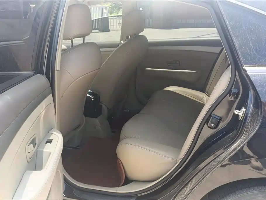 Nissan Sylphy 2016 — фото 11