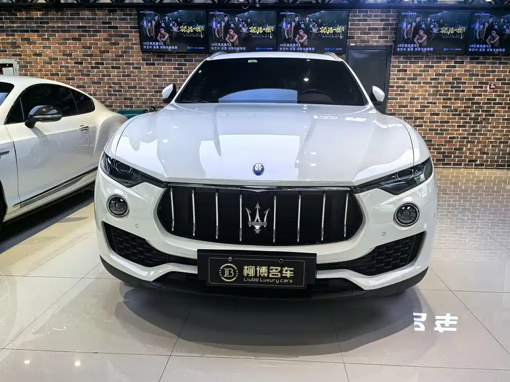 Maserati Levante 2017 — фото 3