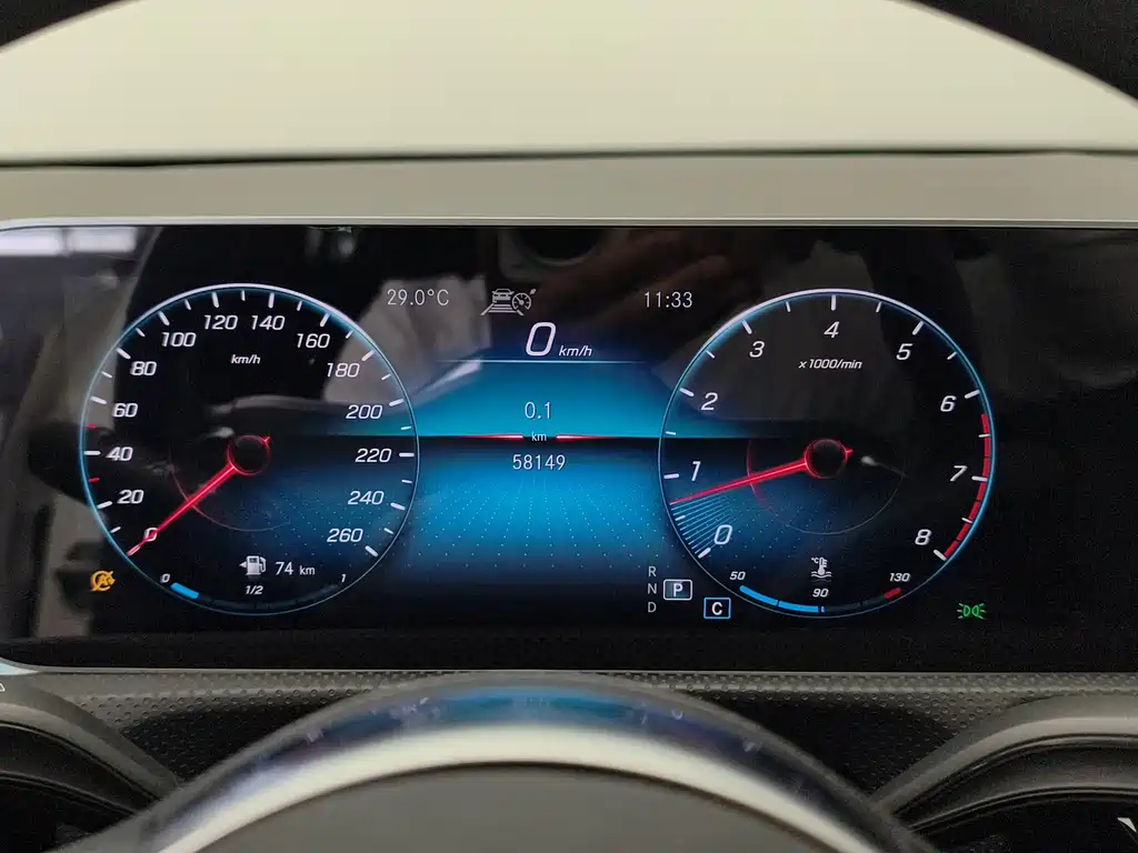 Mercedes-Benz A-Class 2020 — фото 9