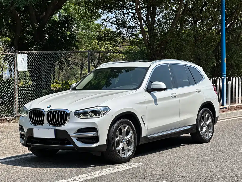 BMW X3 2021 — фото 1