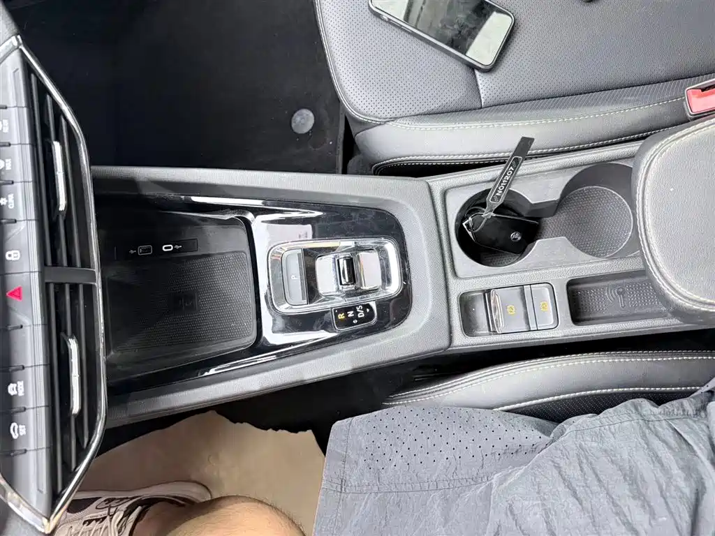 Skoda Octavia 2022 — фото 13