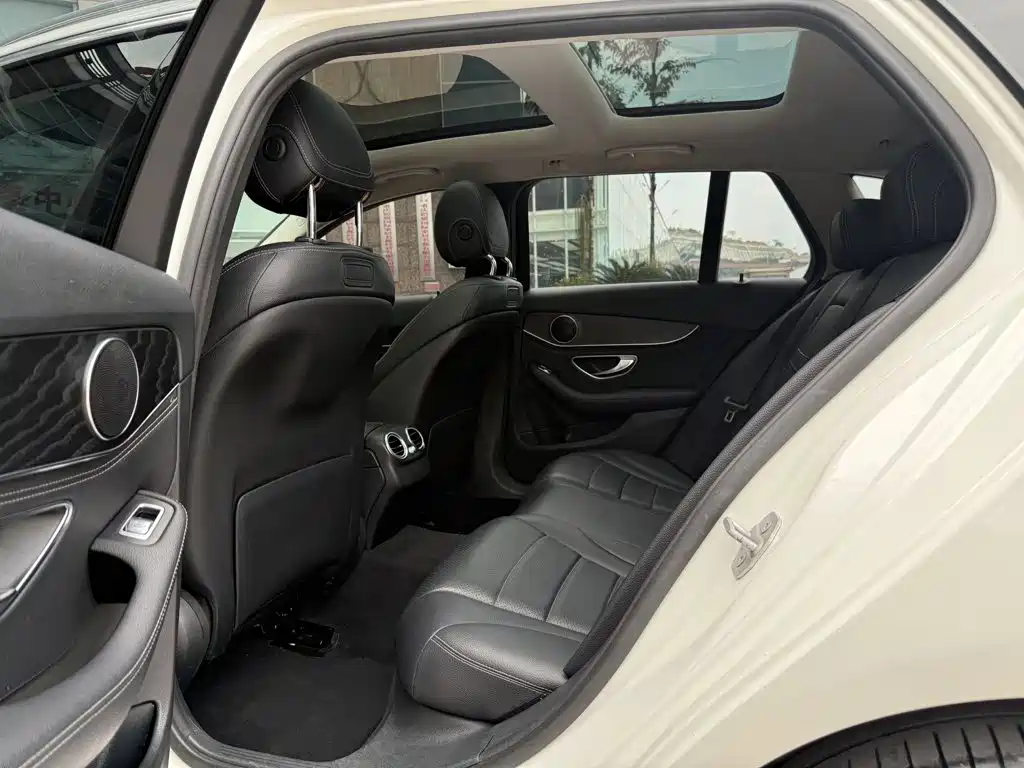 Mercedes-Benz C-Class 2016
