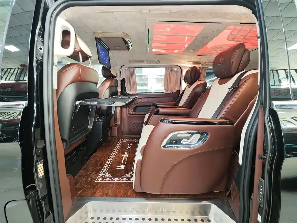 Mercedes-Benz Vito 2021 — фото 10