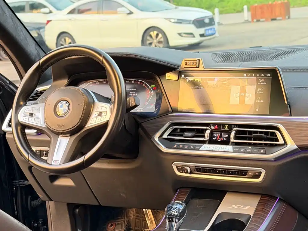 BMW X5 2022