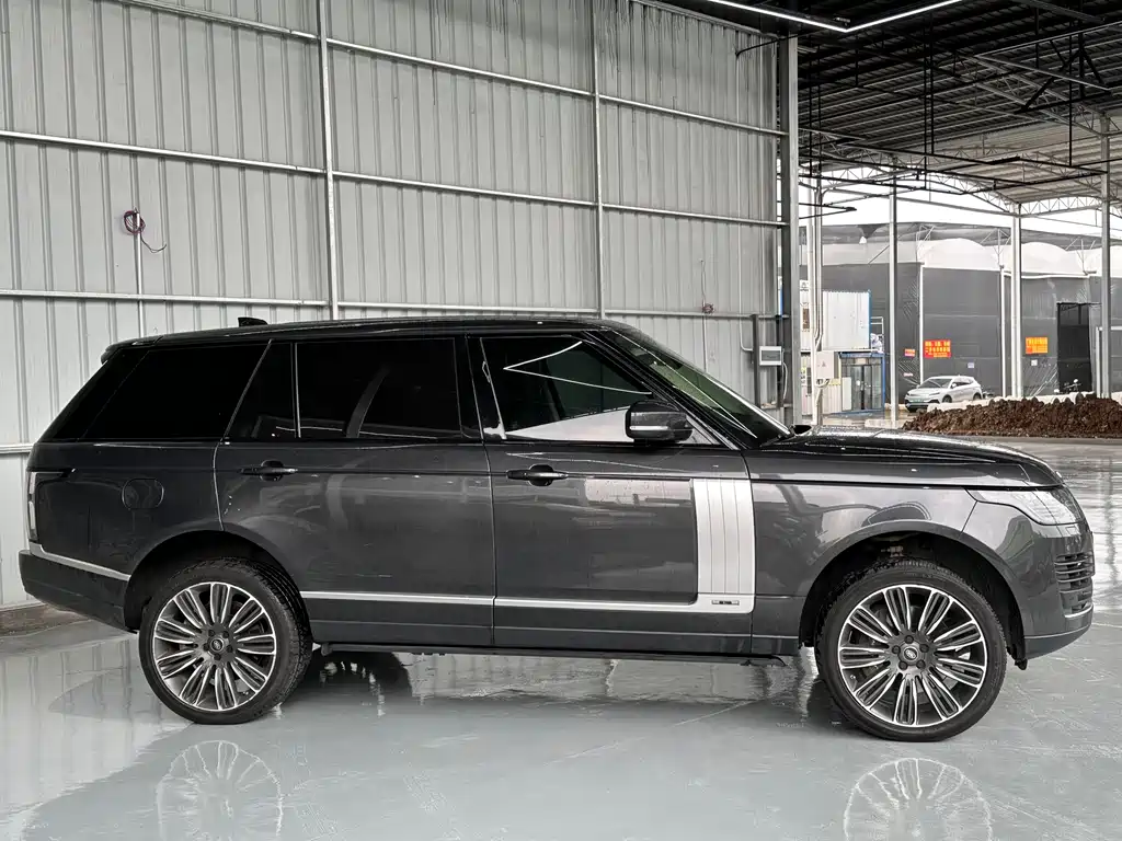 Land Rover Range Rover 2019 — фото 10