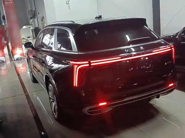 Hongqi E-HS9 2026