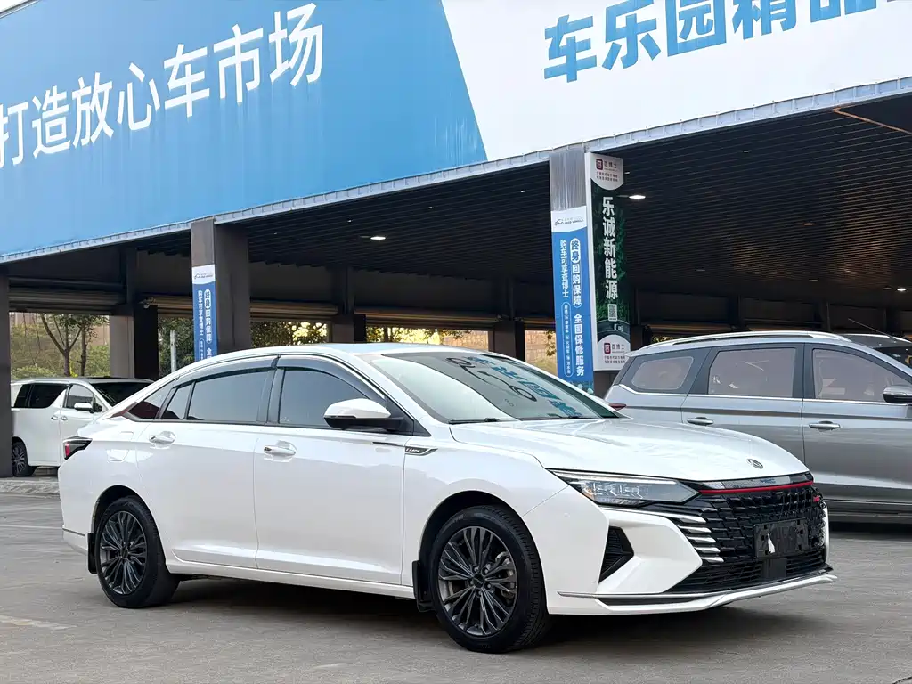 Dongfeng Yixuan MAX 2022 — фото 3