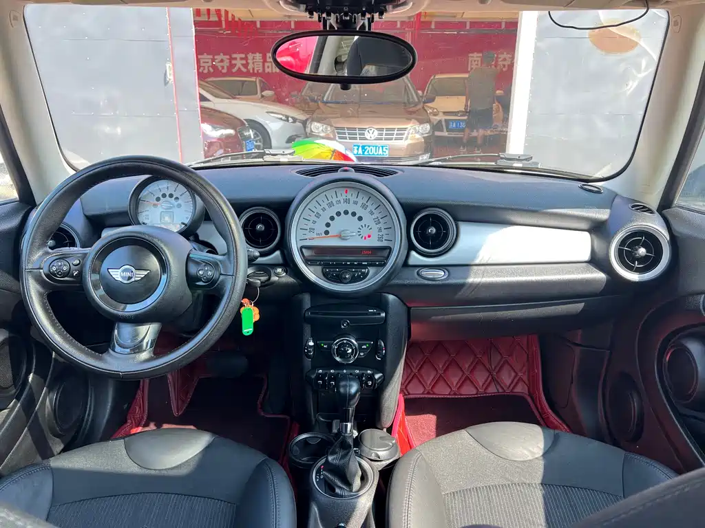MINI Clubman 2012 — фото 14
