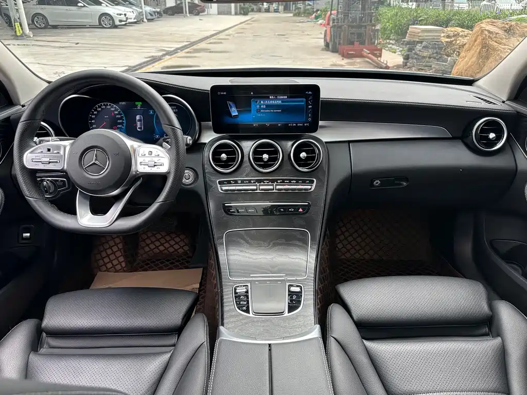 Mercedes-Benz C-Class 2020 — фото 13