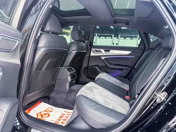 Audi A6L 2023