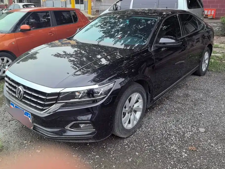 Volkswagen Passat 2021