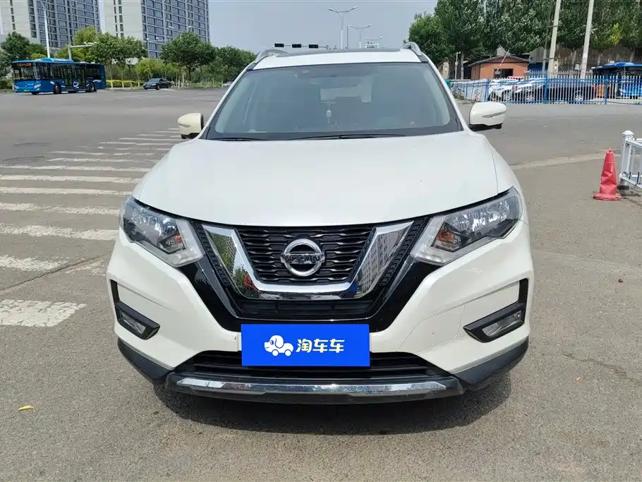 Nissan X-Trail 2018 — фото 2
