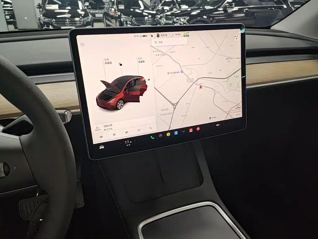 Tesla Model Y 2022 — фото 13