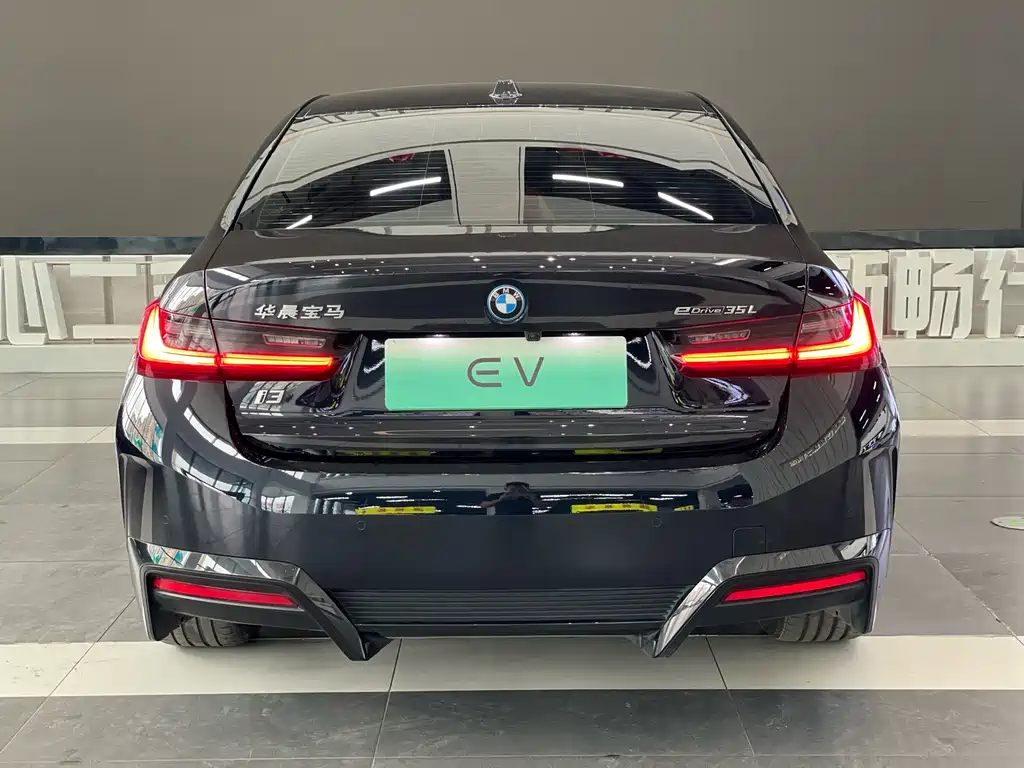 BMW i3 2023 — фото 3