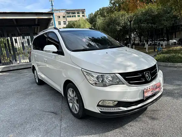 Baojun 730 2016
