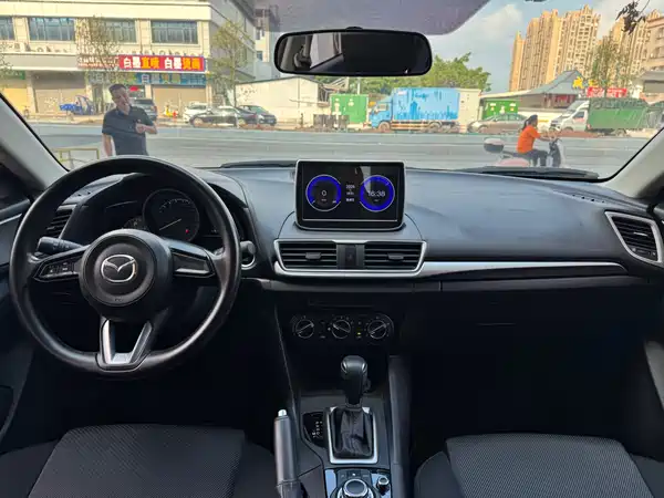 Mazda 3 Axela 2017