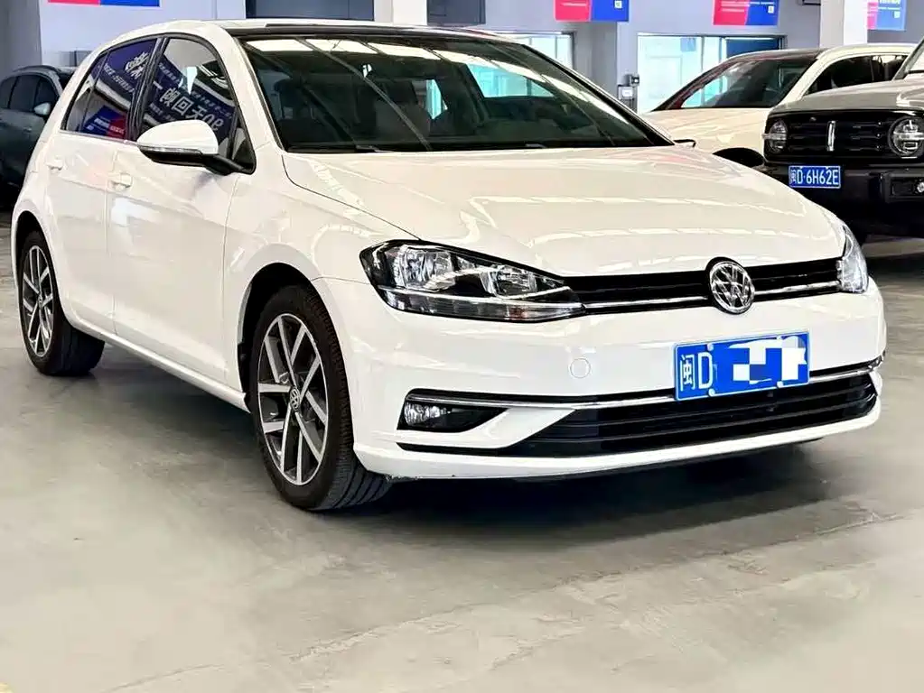 Volkswagen Golf 2020