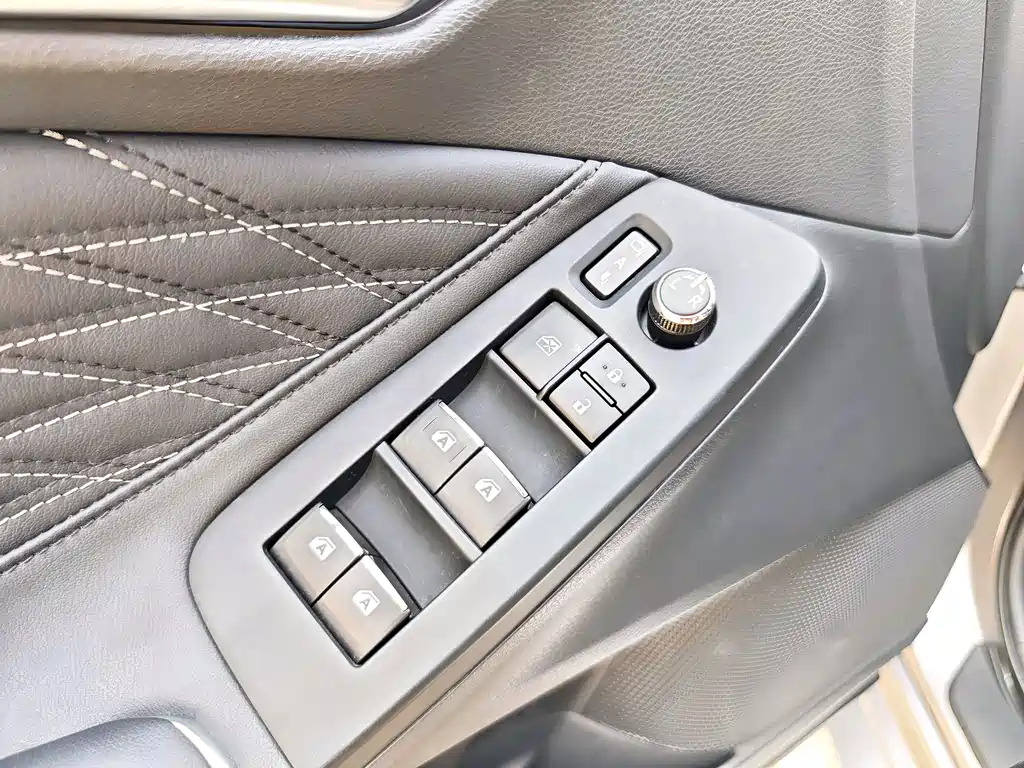 Toyota Avalon 2019 — фото 18