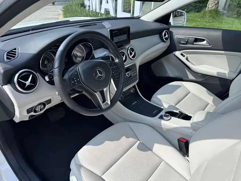 Mercedes-Benz GLA 2016 — фото 7