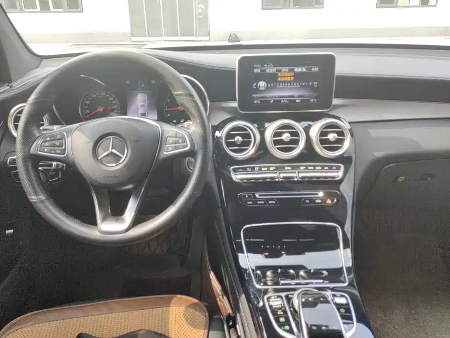 Mercedes-Benz GLC Coupe 2019 — фото 12