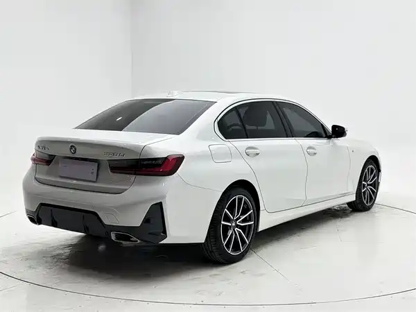 BMW 3 Series 2023