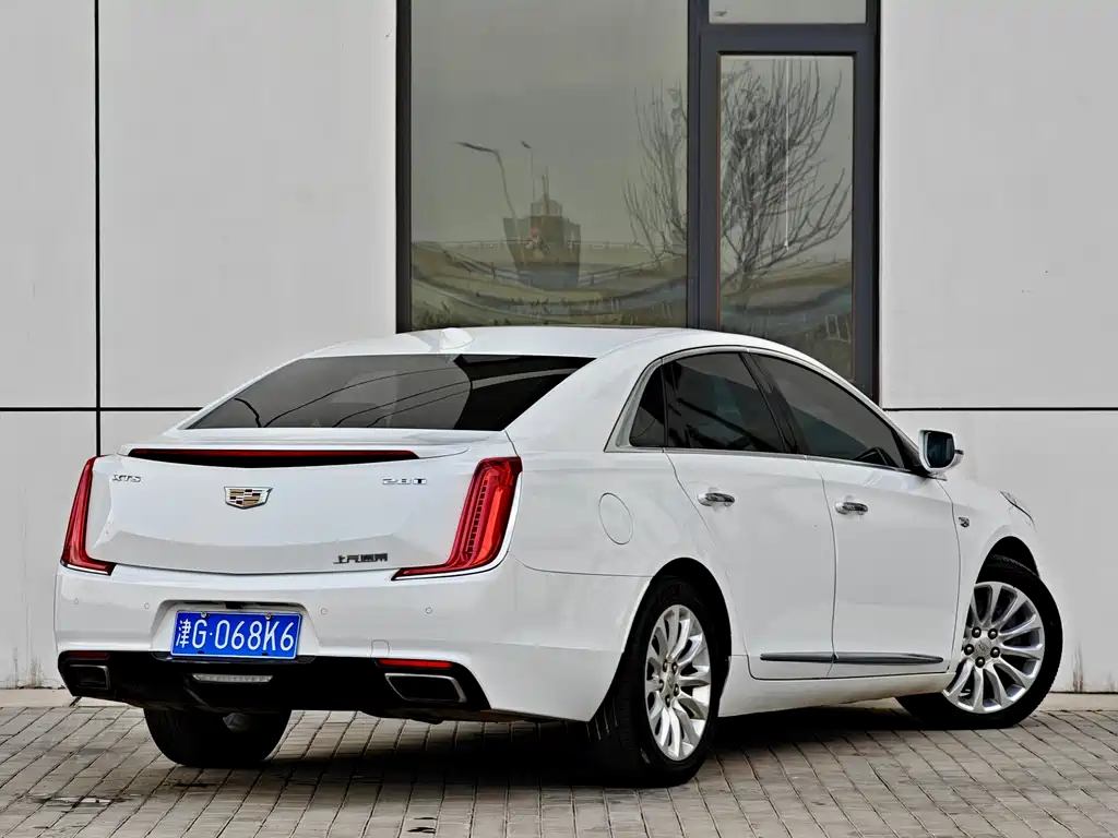 Cadillac XTS 2019 — фото 6