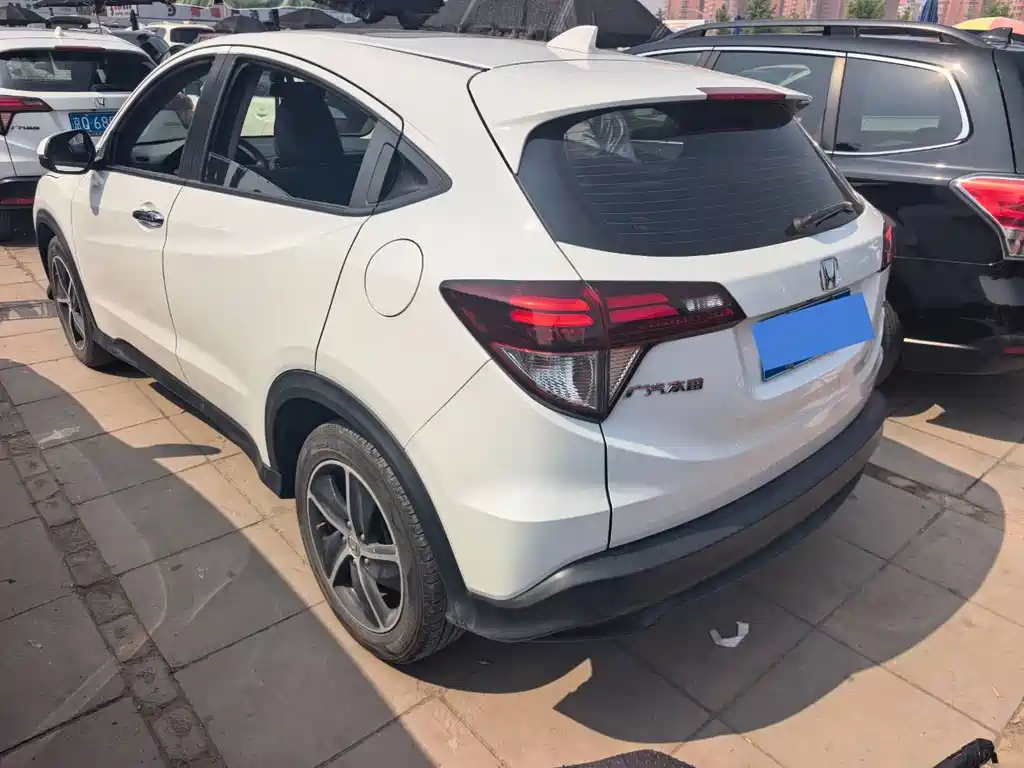 Honda Vezel 2020 — фото 5