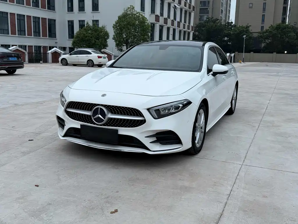 Mercedes-Benz A-Class 2020 — фото 1
