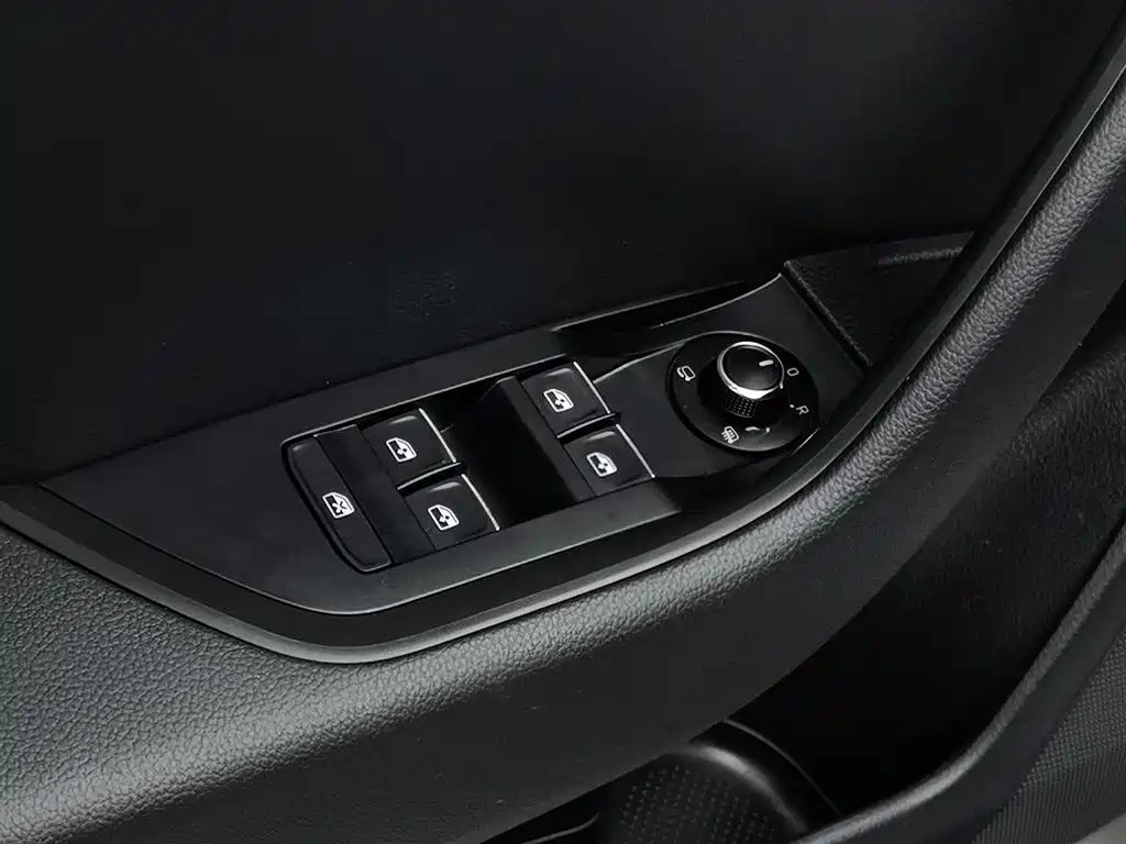 Skoda Superb 2015 — фото 9