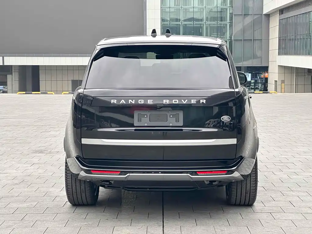 Land Rover Range Rover 2025 — фото 14