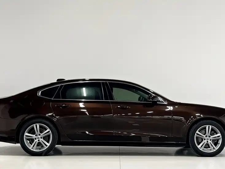 Volvo S90 2017 — фото 3