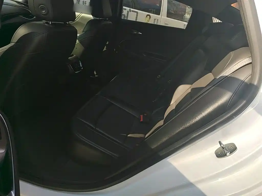 Chevrolet Malibu XL 2018 — фото 17