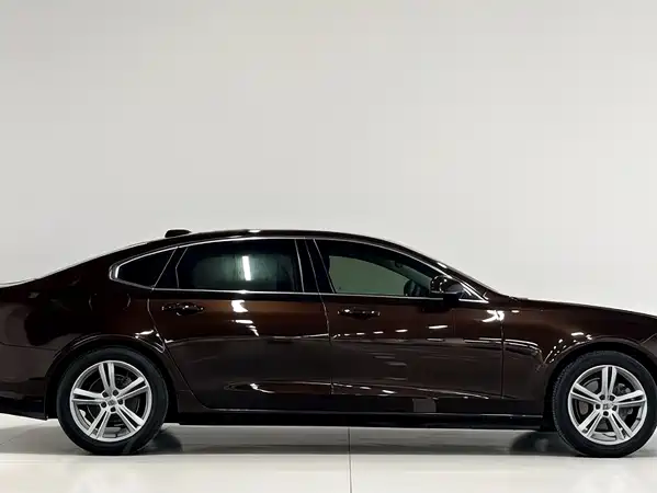 Volvo S90 2017