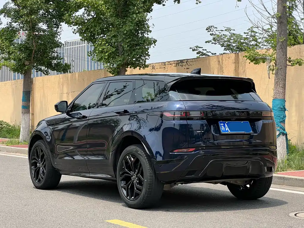 Land Rover Evoque 2021
