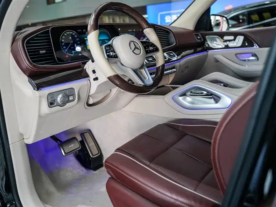 Mercedes-Benz GLS 2021 — фото 6
