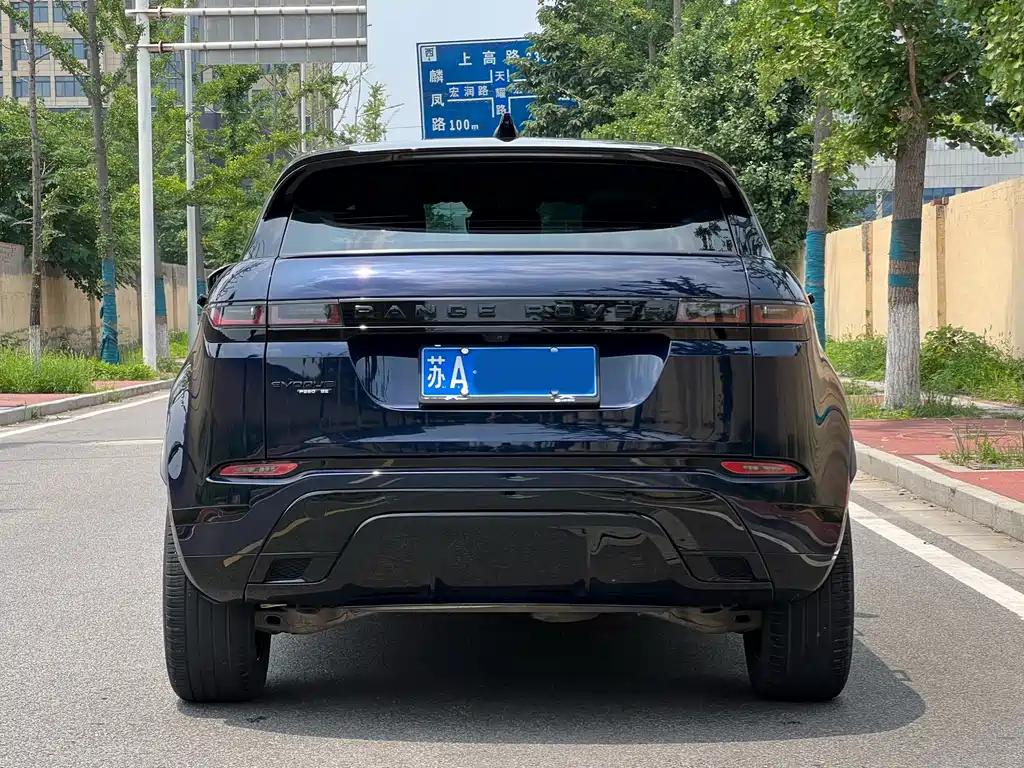Land Rover Evoque 2021