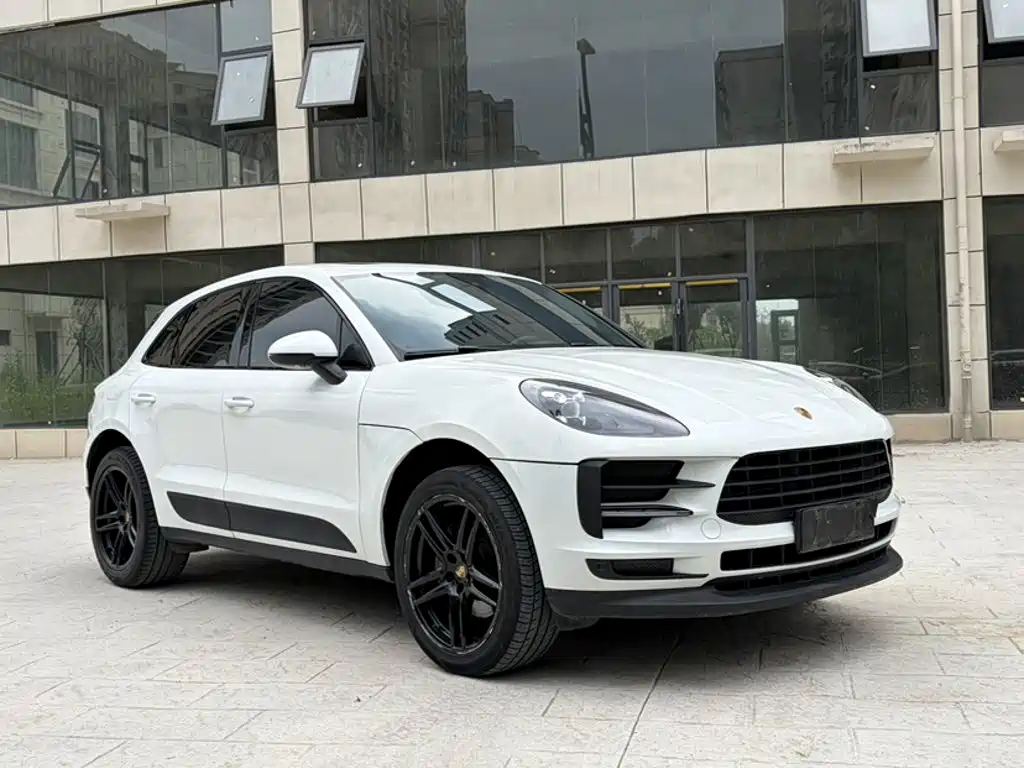 Porsche Macan 2021 — фото 24