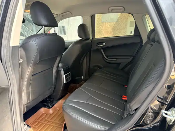 GAC Trumpchi GS5 2014
