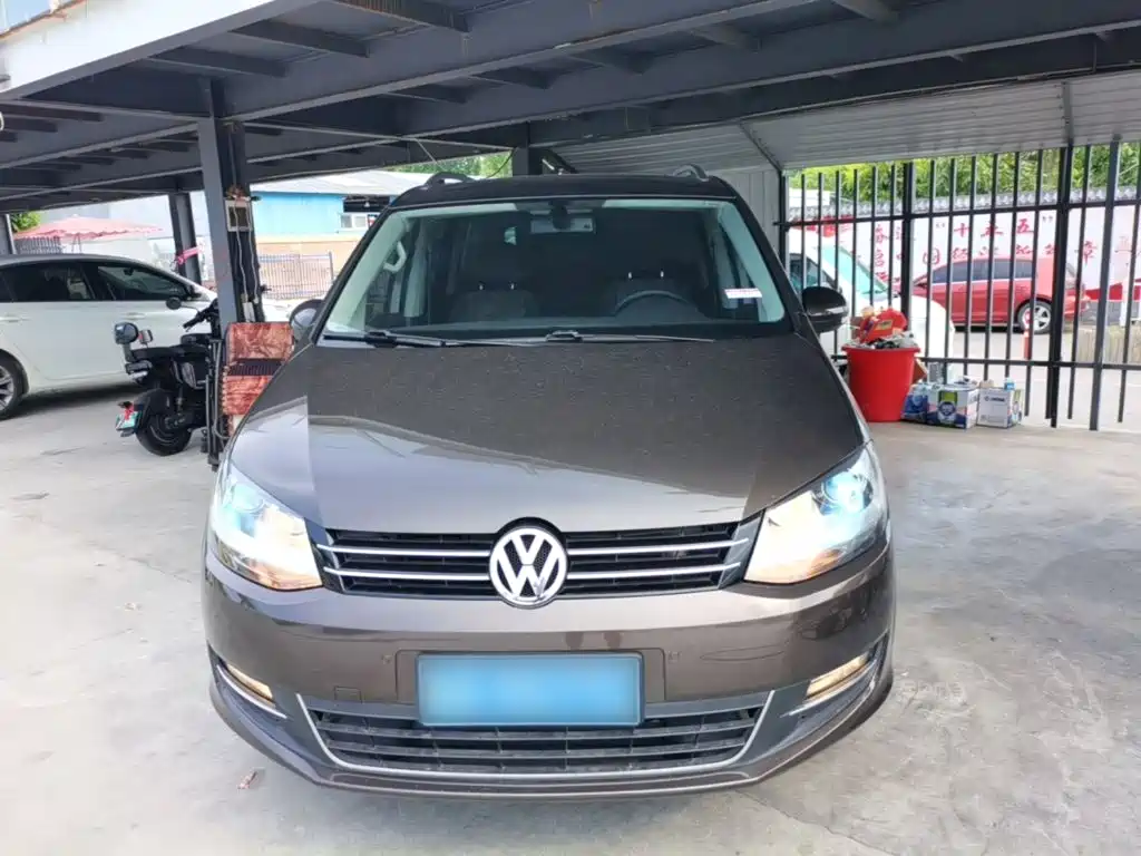 Volkswagen Sharan 2017 — фото 3