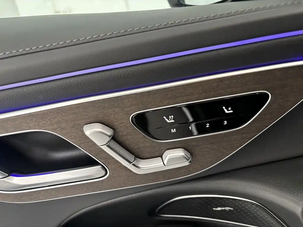 Mercedes-Benz E-Class New Energy 2025 — фото 11