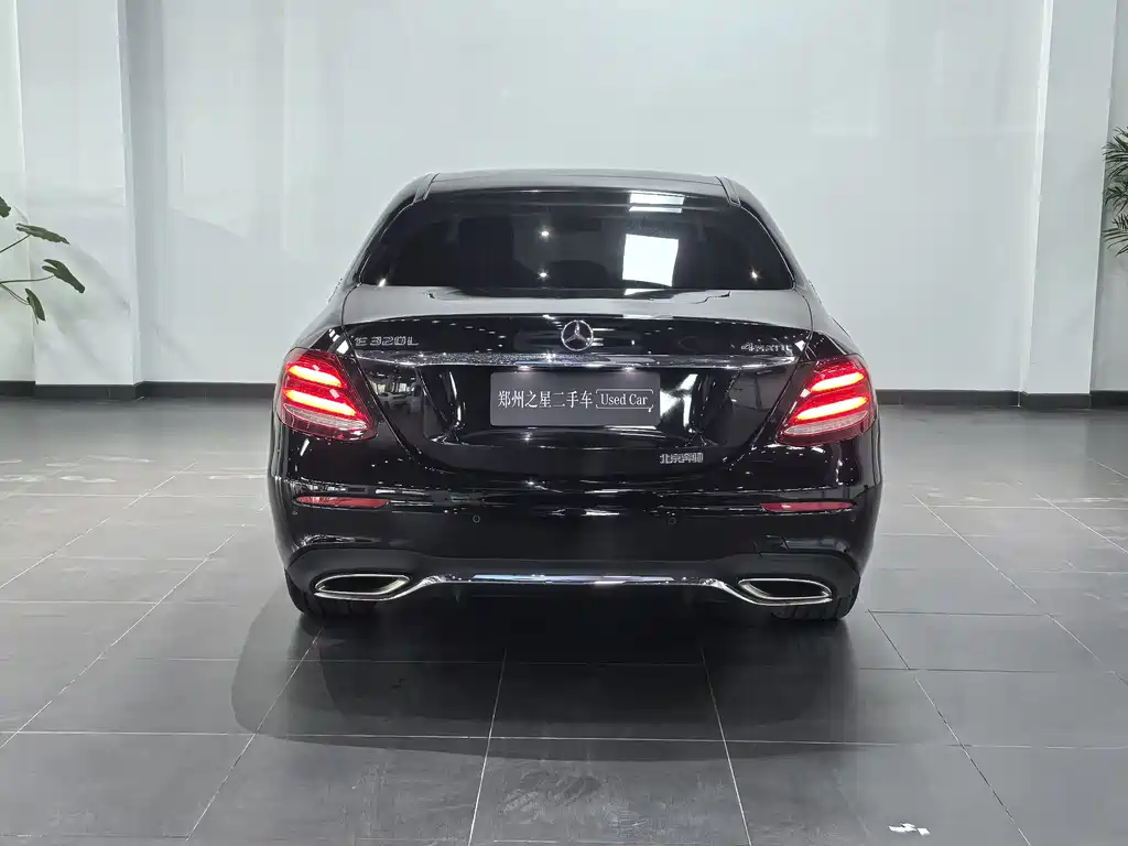 Mercedes-Benz E-Class 2017 — фото 14